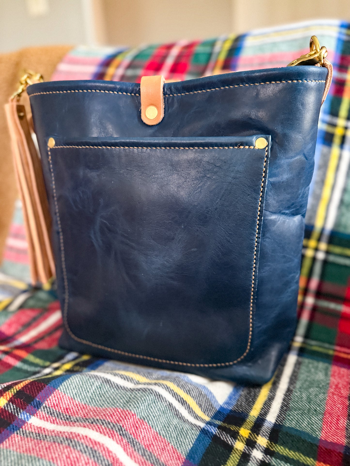 Bennett Bucket in Horween Cobalt Derby Veg Tan Leather