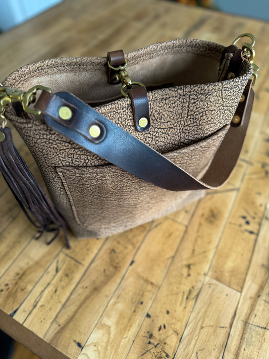 Bennett “shorty” Bucket in Full Grain Riverstone Bison