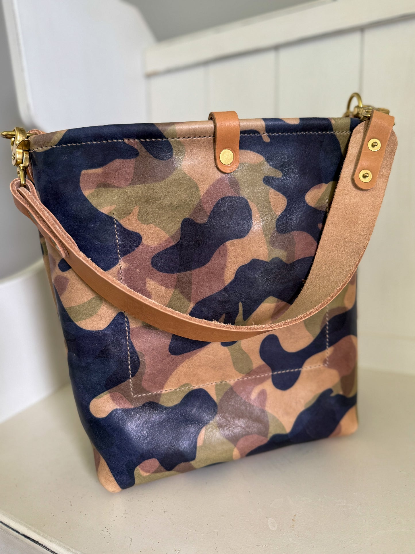 Bennett Bucket in Full Grain Camo Vegetable Tanned Leather