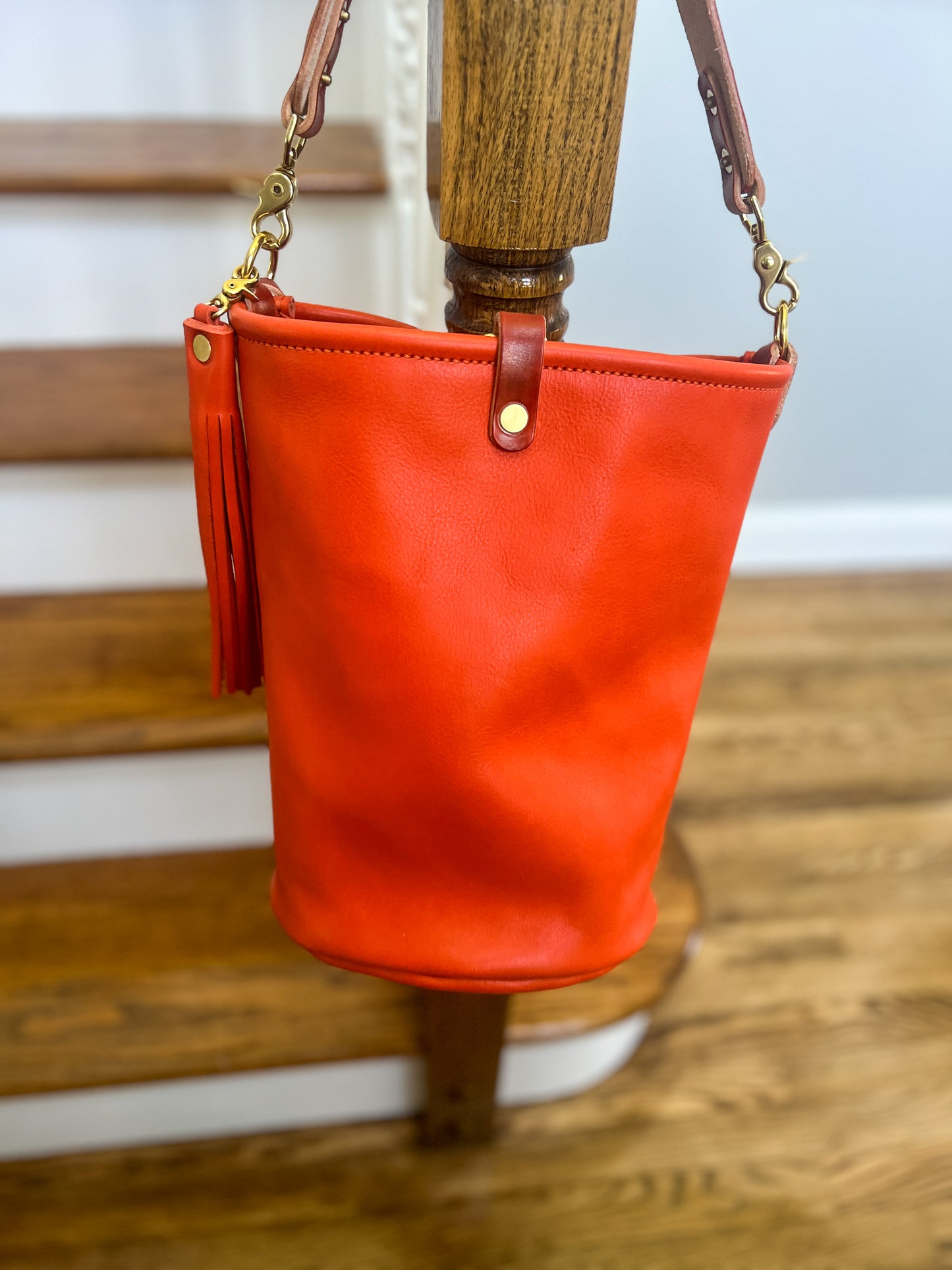 O Ring Bucket Bag in Mandarin Vachetta