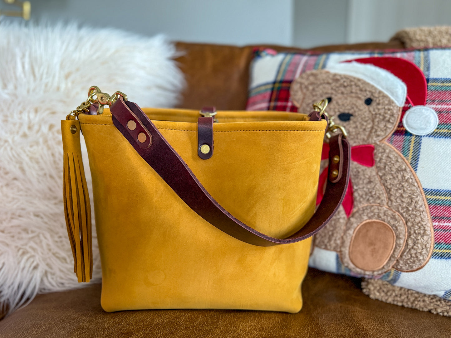Hobo Bucket in Wheat Modesto Horween Leather