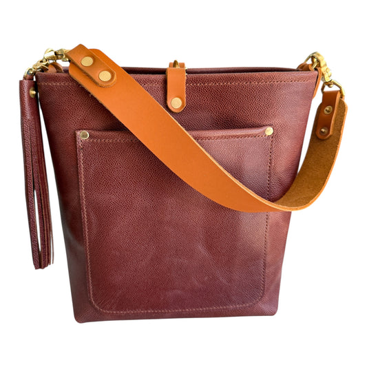Bennett Bucket in Horween Montana Chocolate