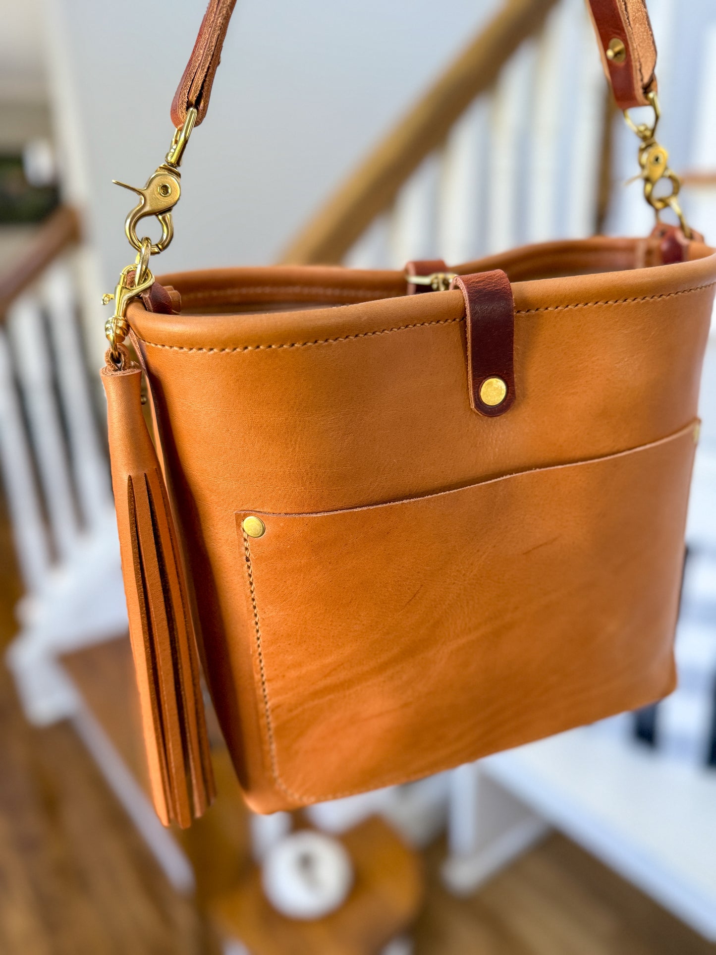 Bennett “shorty” Bucket in Premium Saddle