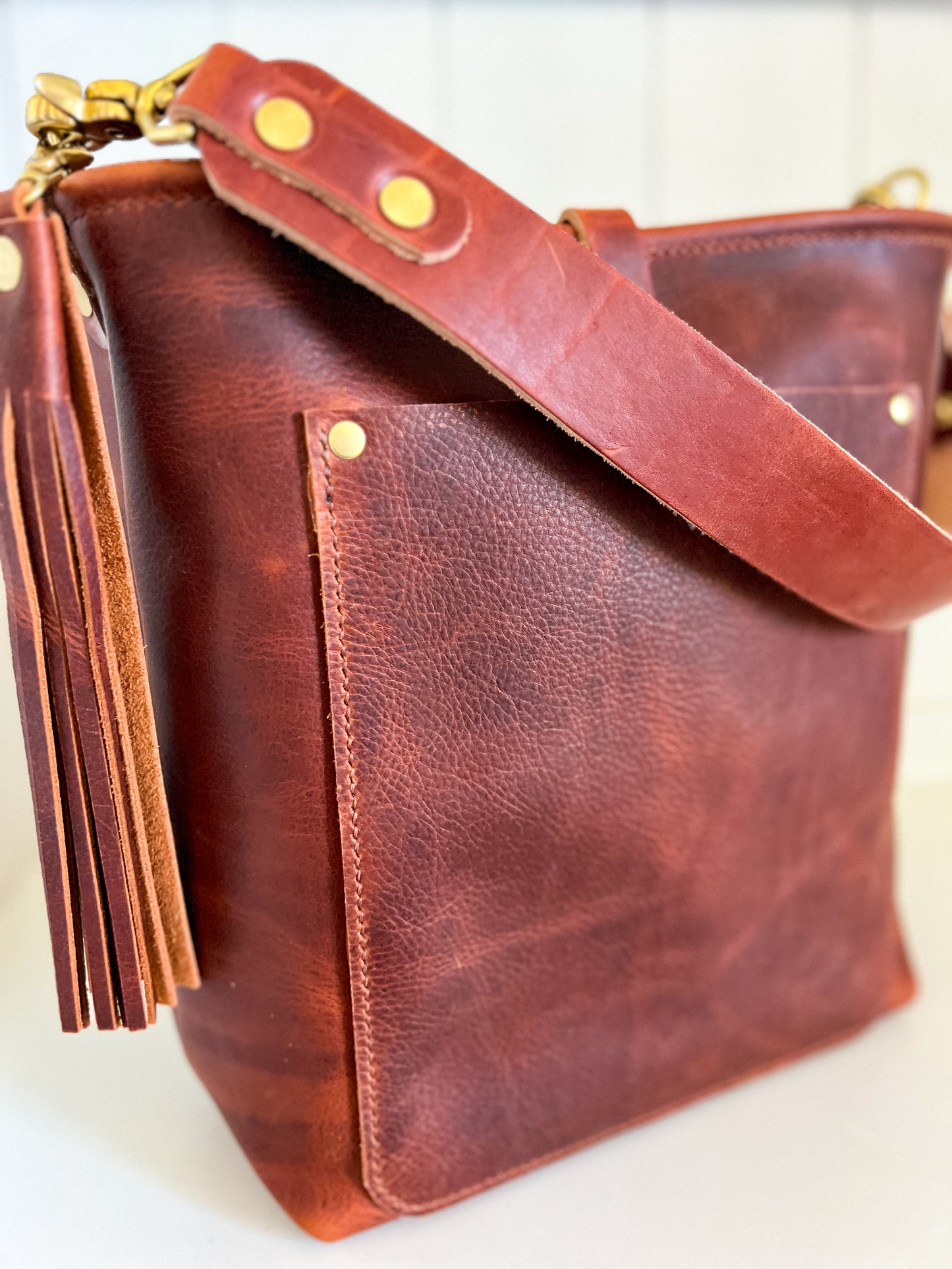 Bennett Bucket in Amber Full Grain Leather