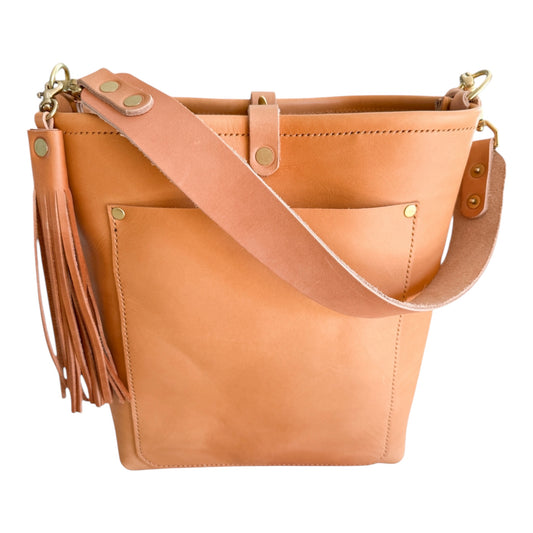 Bennett Bucket in Natural Vachetta (non-milled)