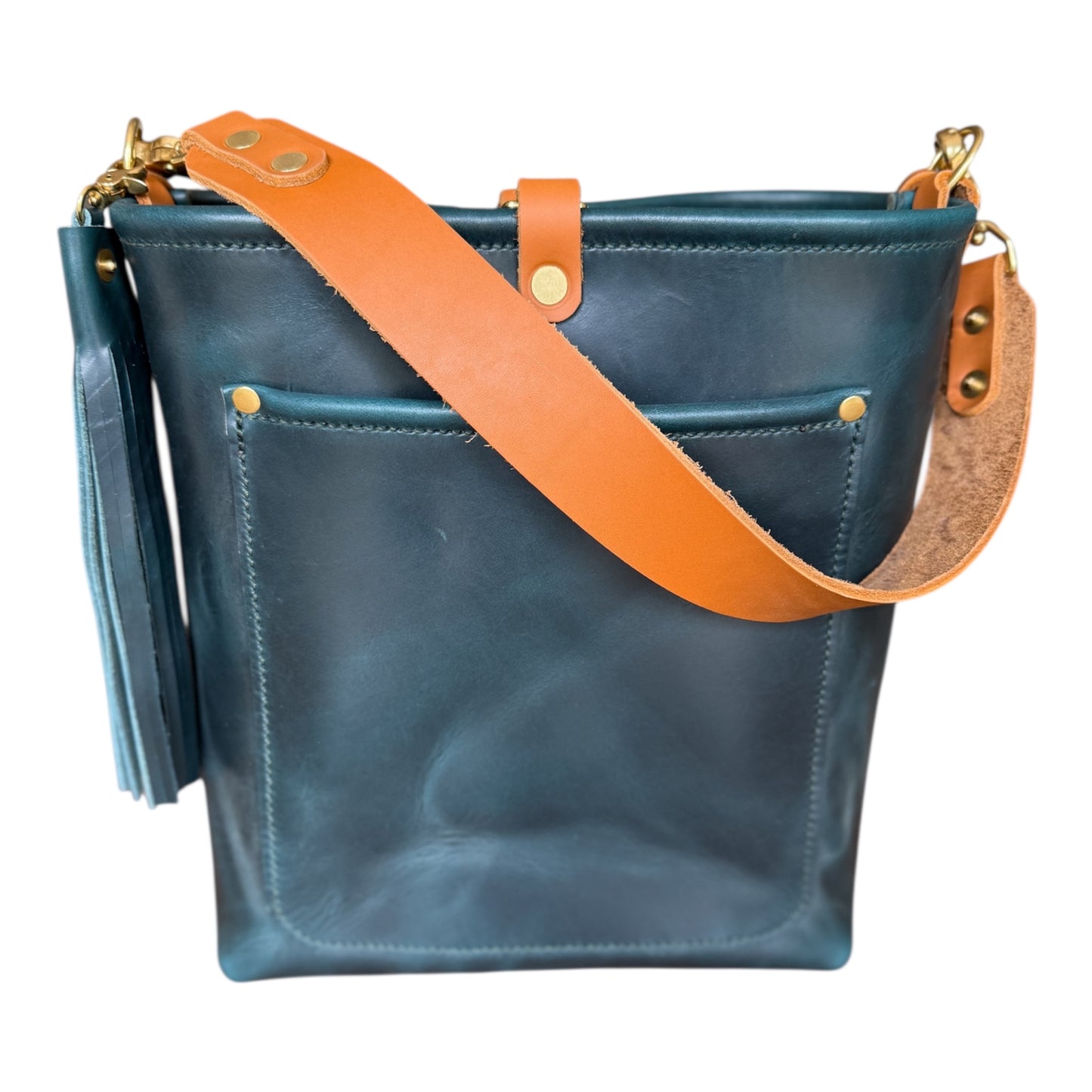 Bennett Bucket in Horween Marine Blue