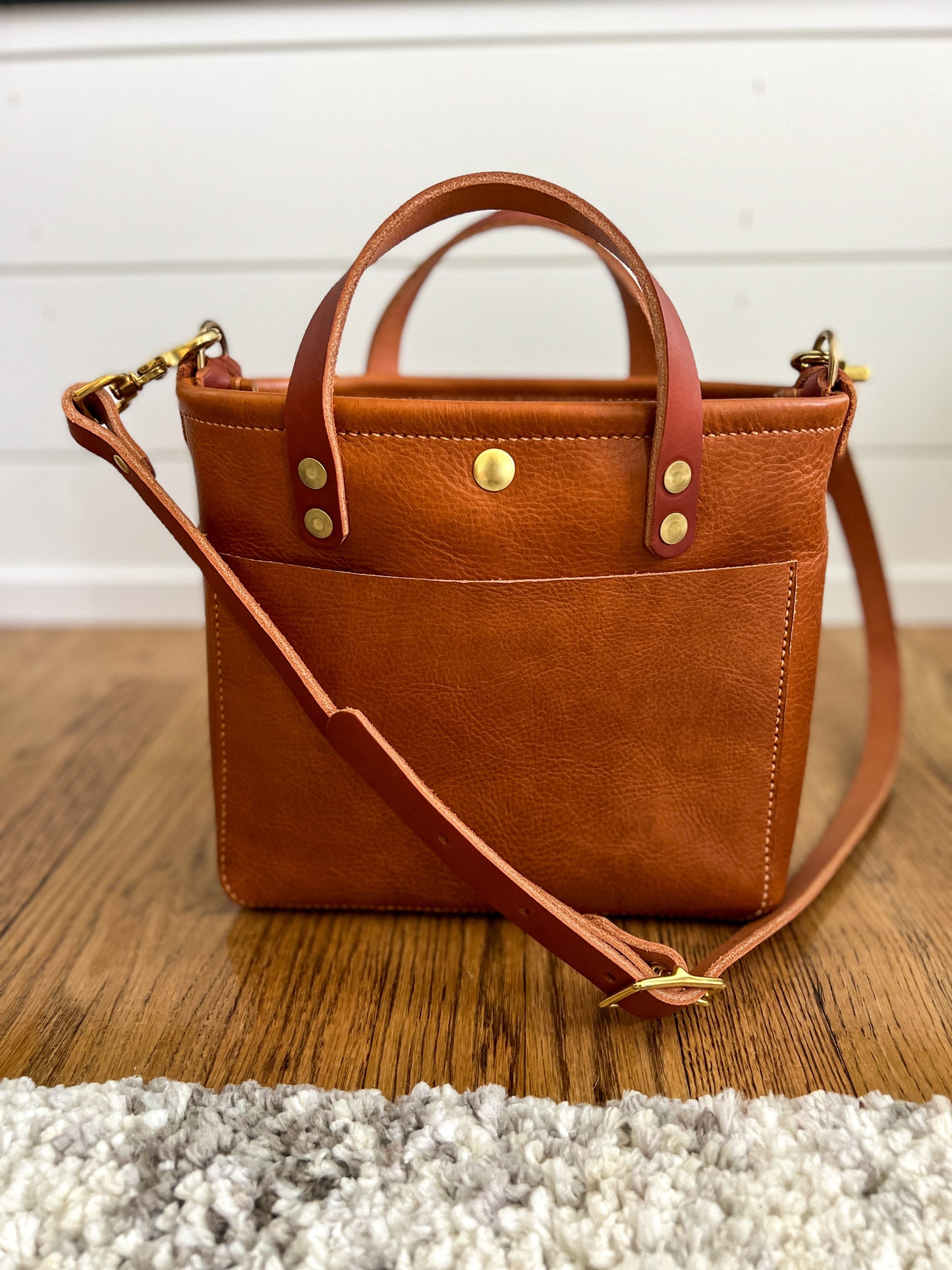 Brookie Crossbody Tote in Montana Veg-tan