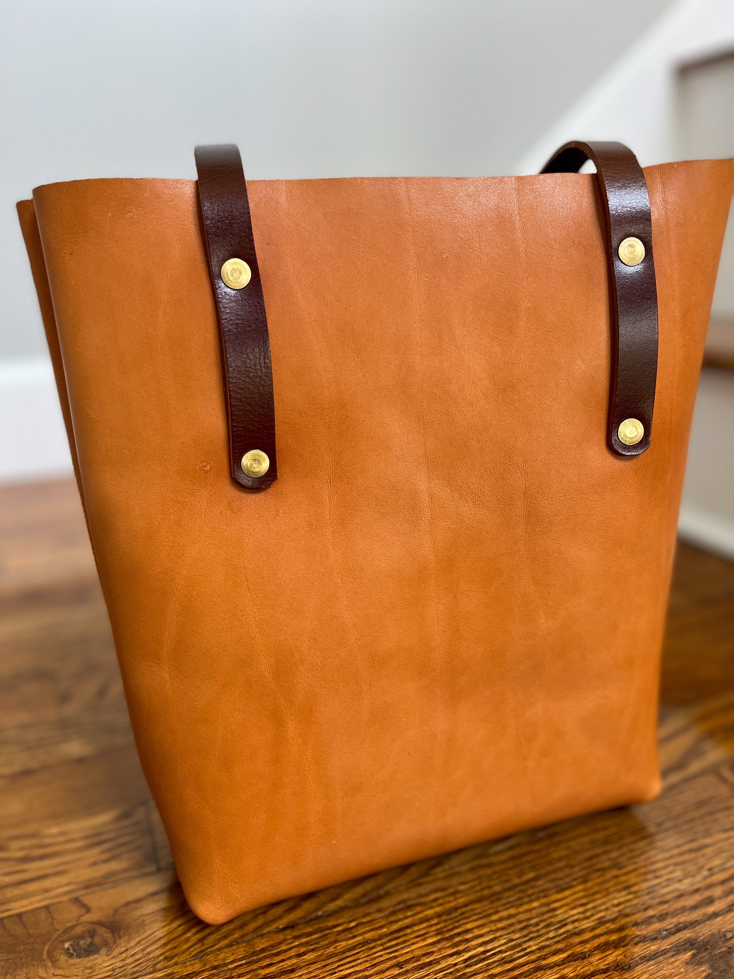 Tall Tote in Premium Saddle