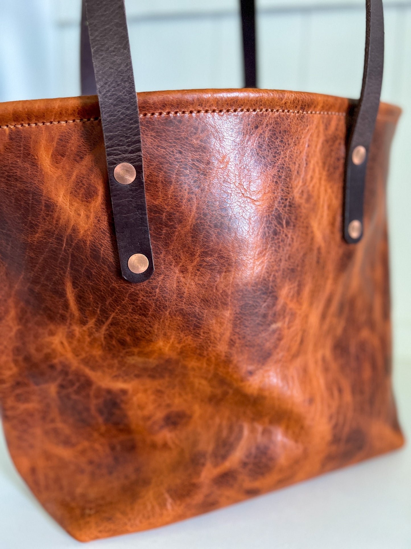 Classic Tote in Maple Glazed Bison