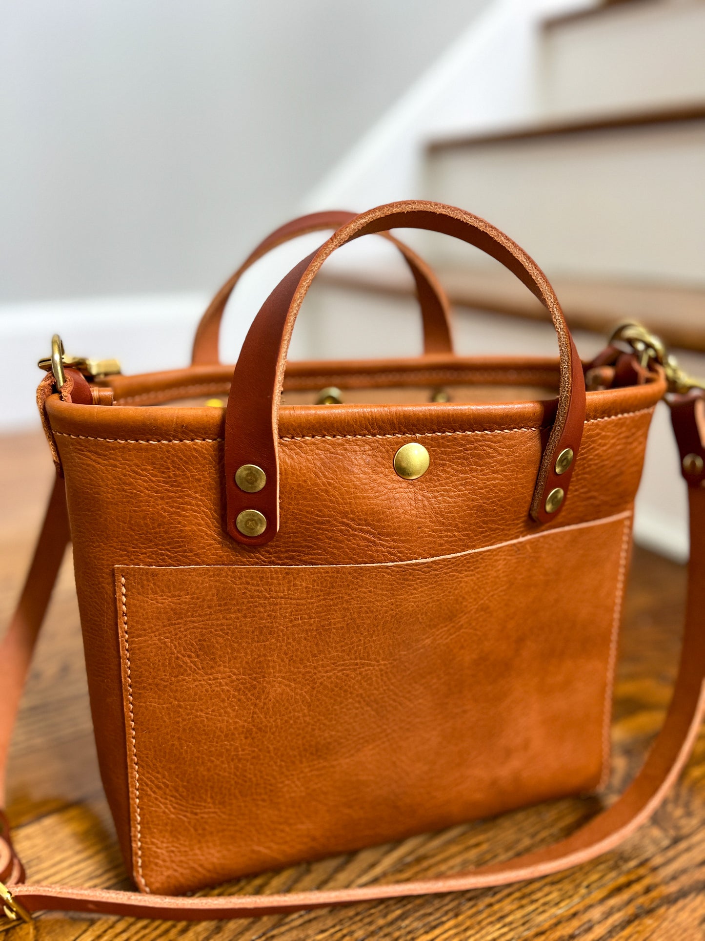 Brookie Crossbody Tote in Montana Veg-tan