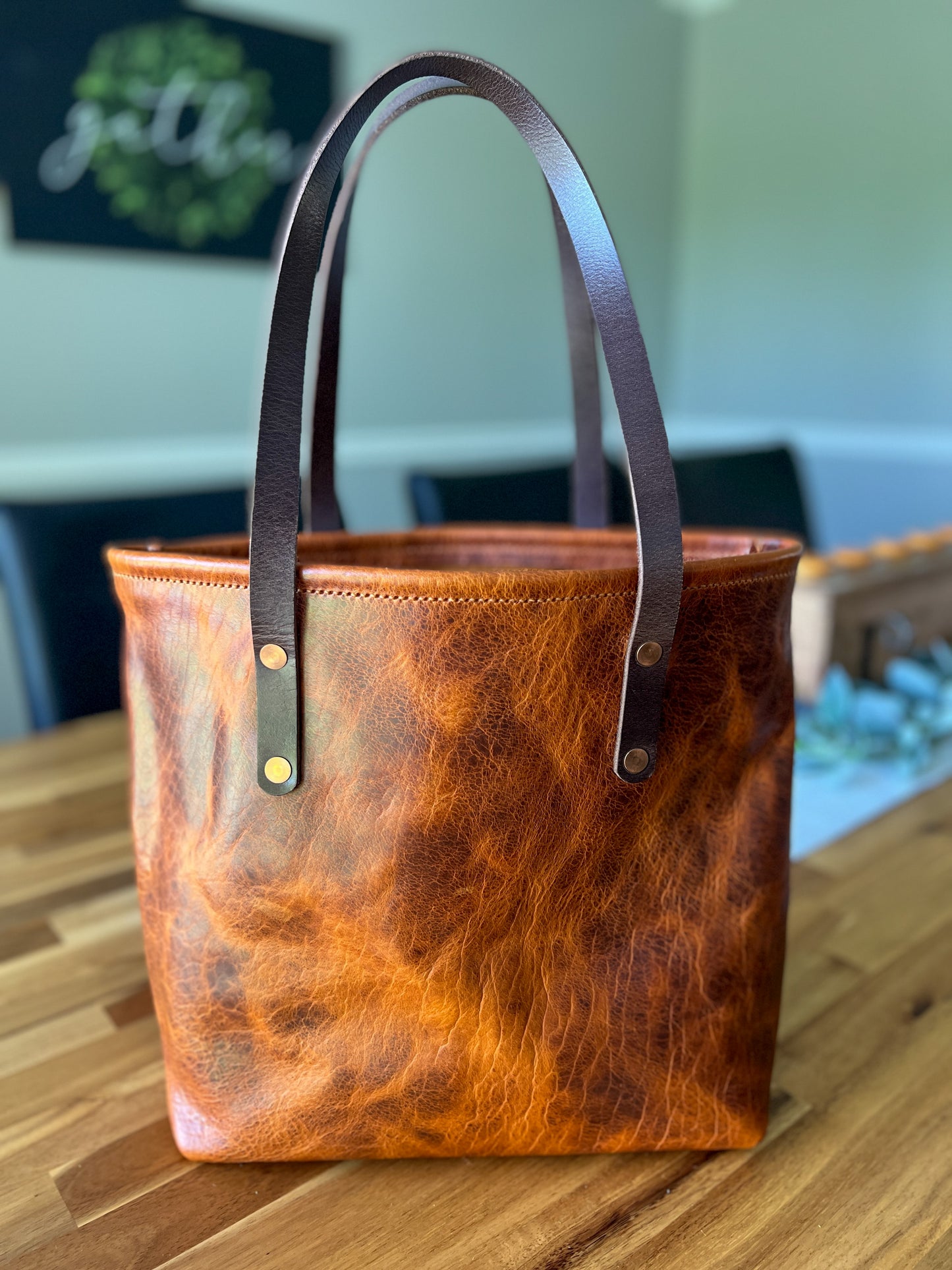 Classic Tote in Maple Glazed Bison