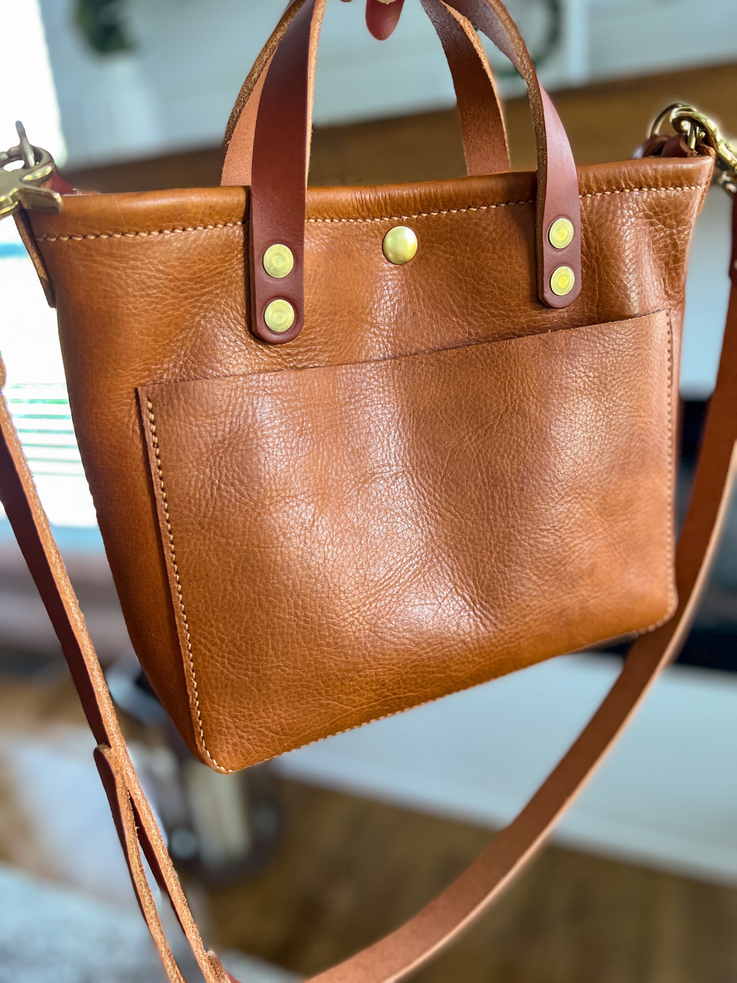 Brookie Crossbody Tote in Montana Veg-tan