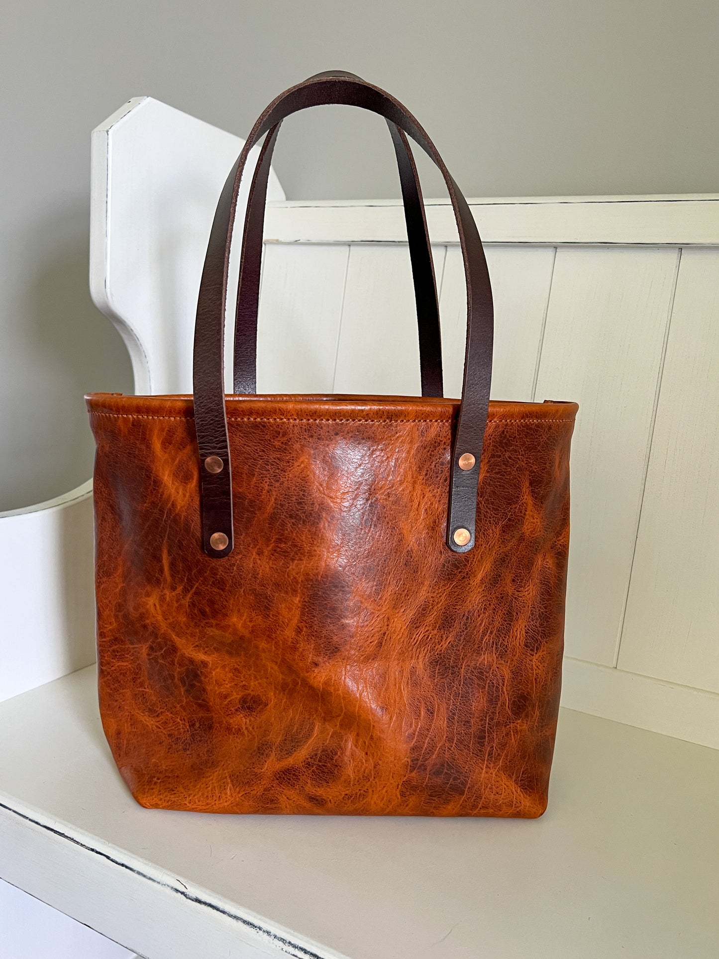 Classic Tote in Maple Glazed Bison