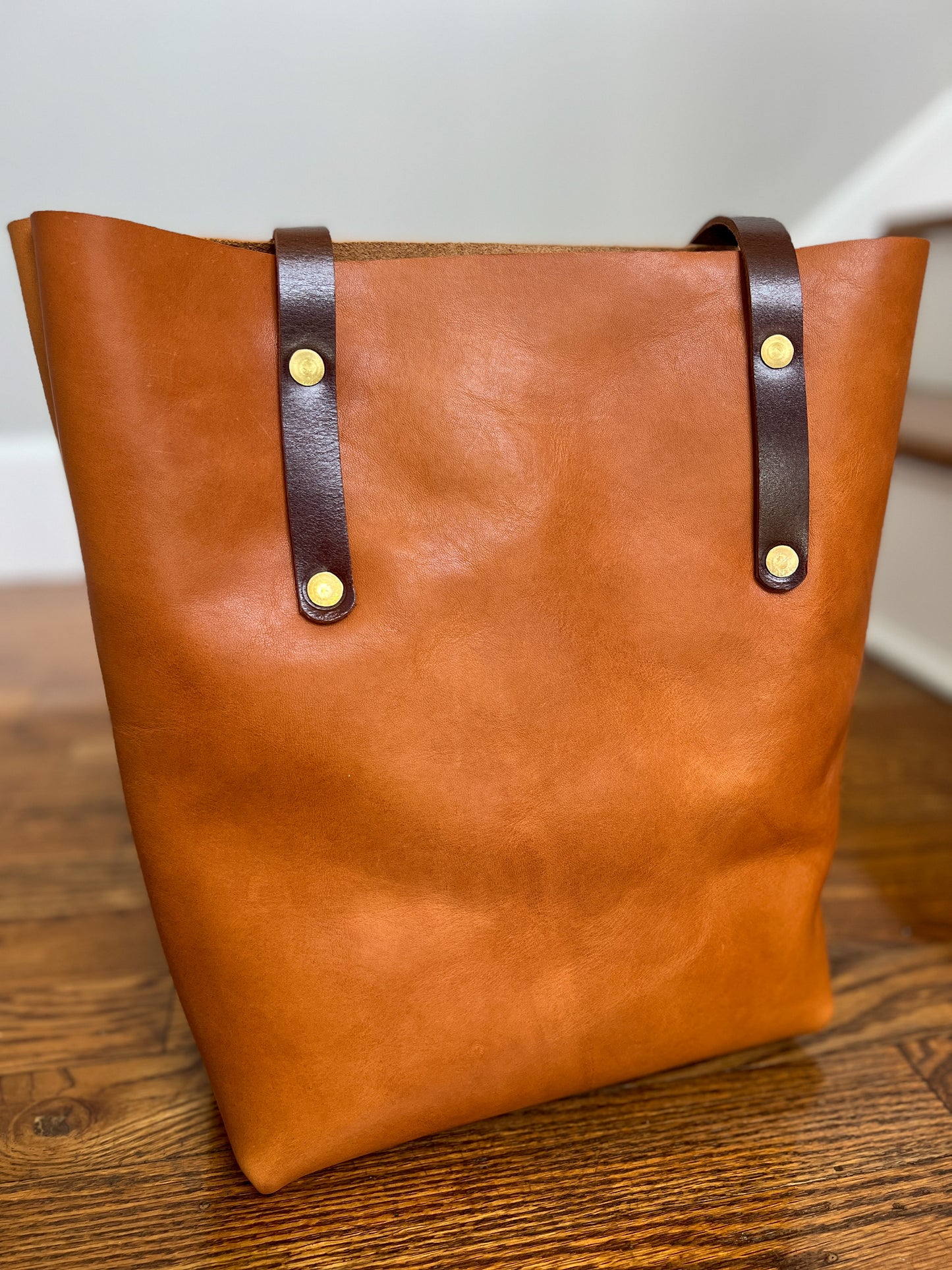 Tall Tote in Premium Saddle