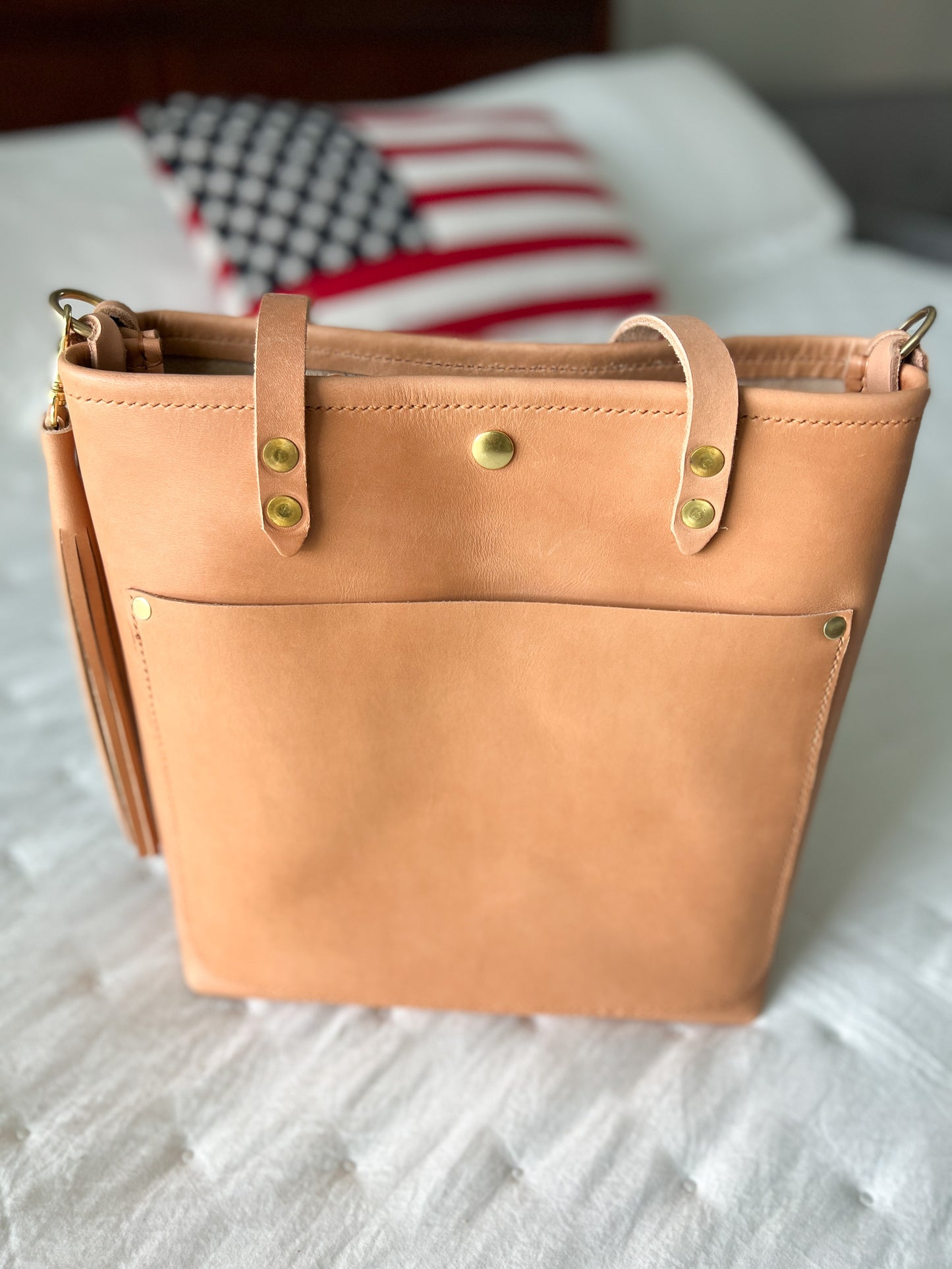 Mid-size Tote in Horween Natural Essex