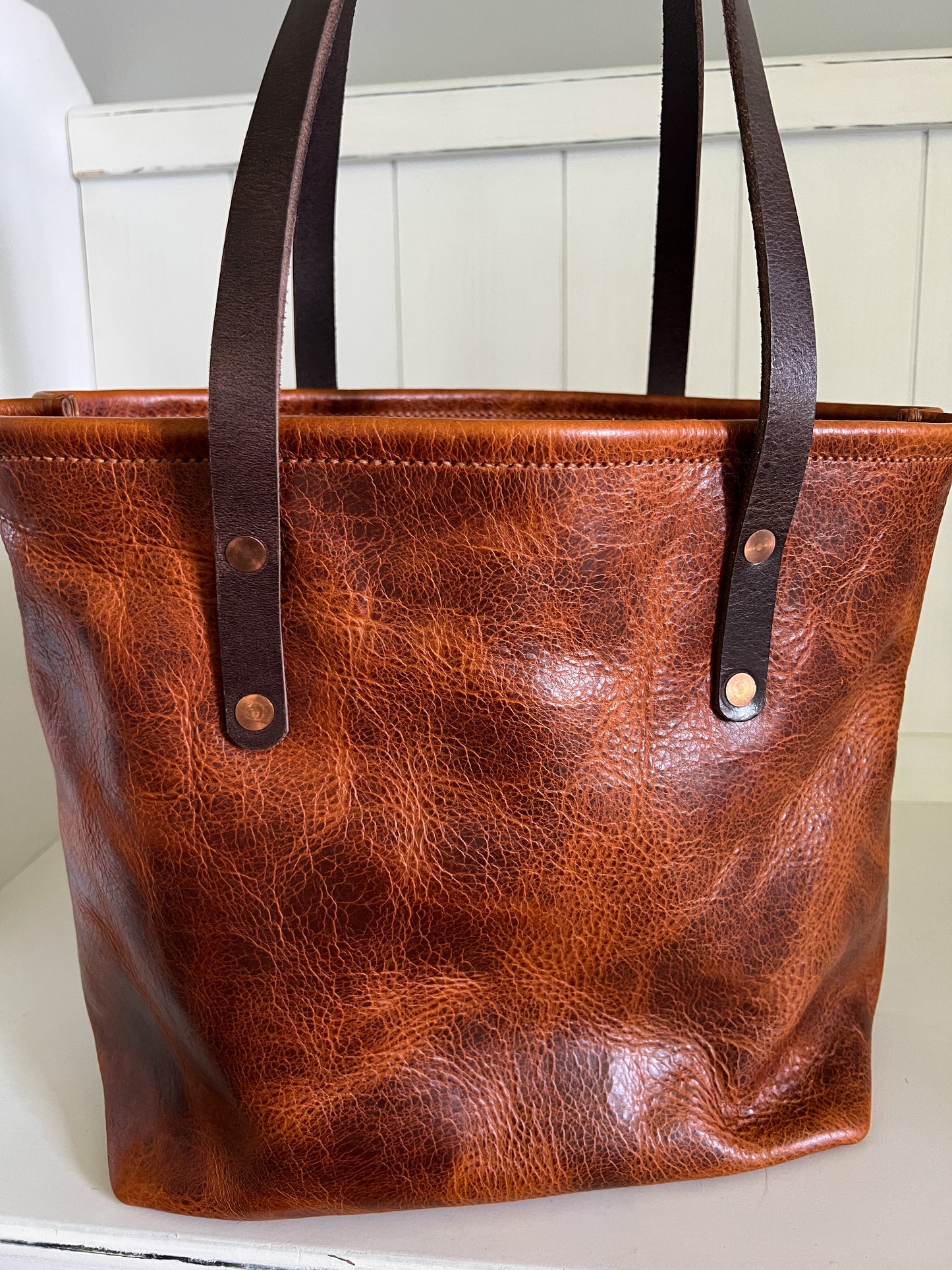 Classic Tote in Maple Glazed Bison