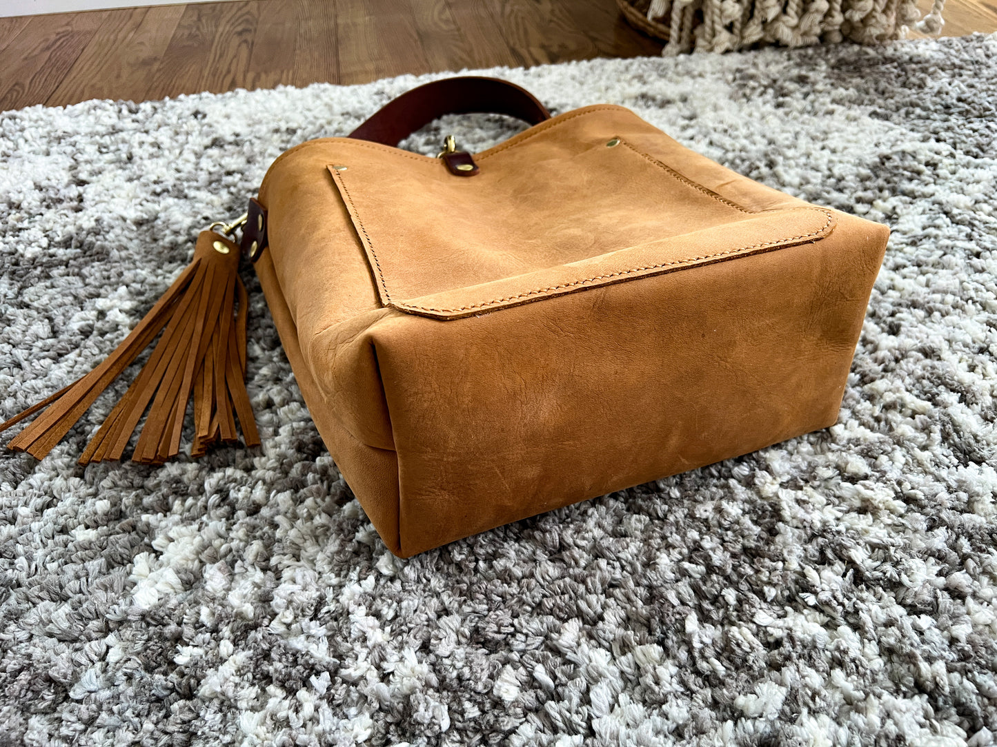 Bennett Bucket in Camel