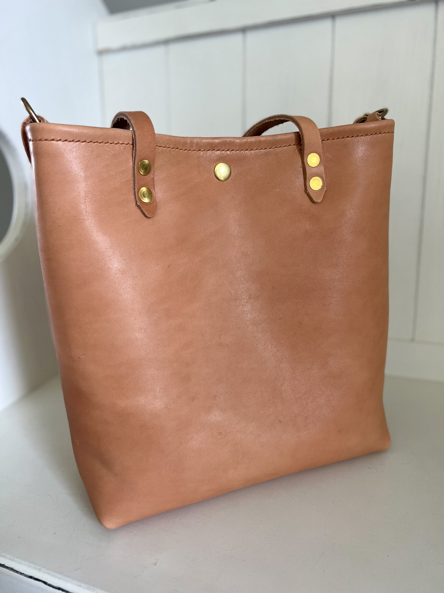 Mid-size Tote in Horween Natural Essex