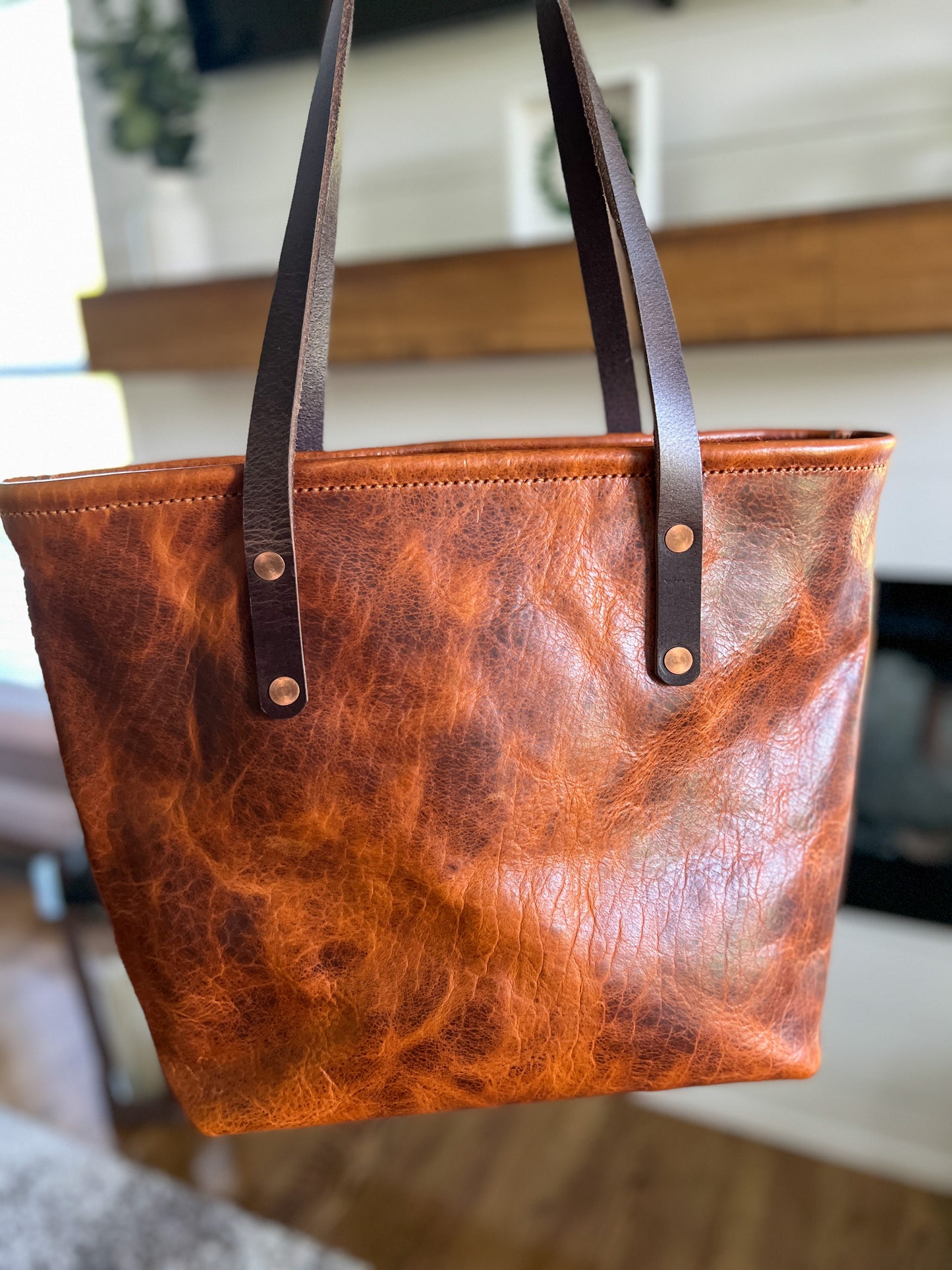 Classic Tote in Maple Glazed Bison