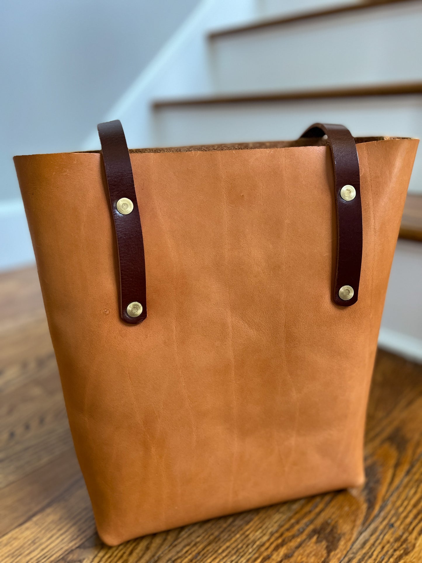 Tall Tote in Premium Saddle