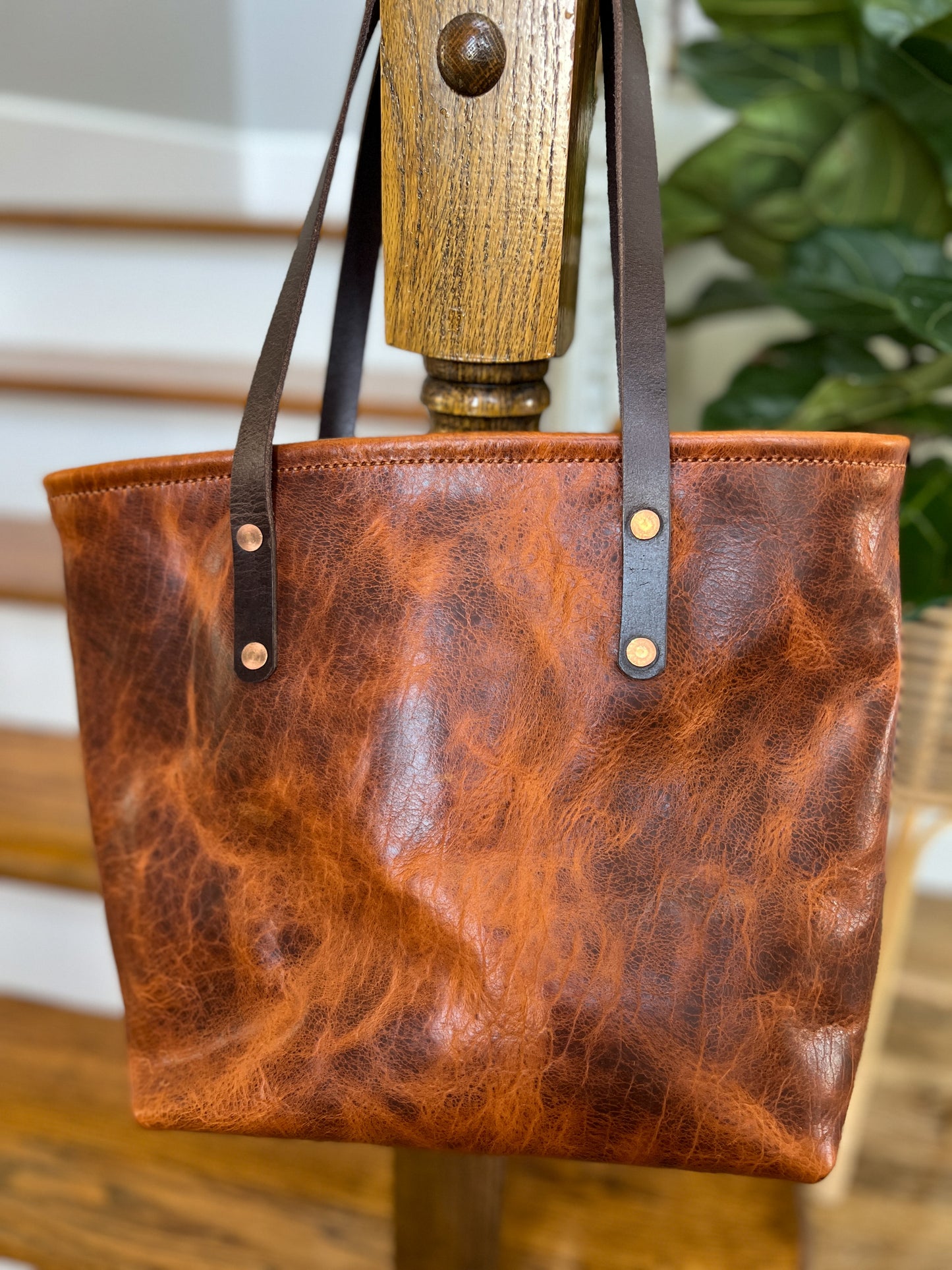 Classic Tote in Maple Glazed Bison