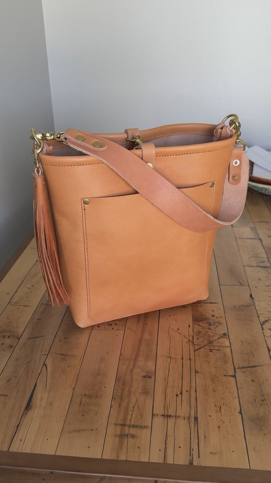 Bennett Bucket in Natural Vachetta (non-milled)