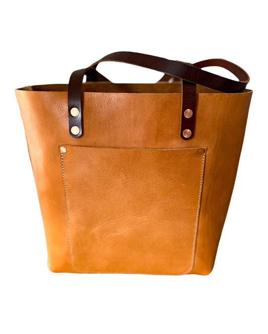 Full Grain Veg Tan Classic Tote in Premium Saddle