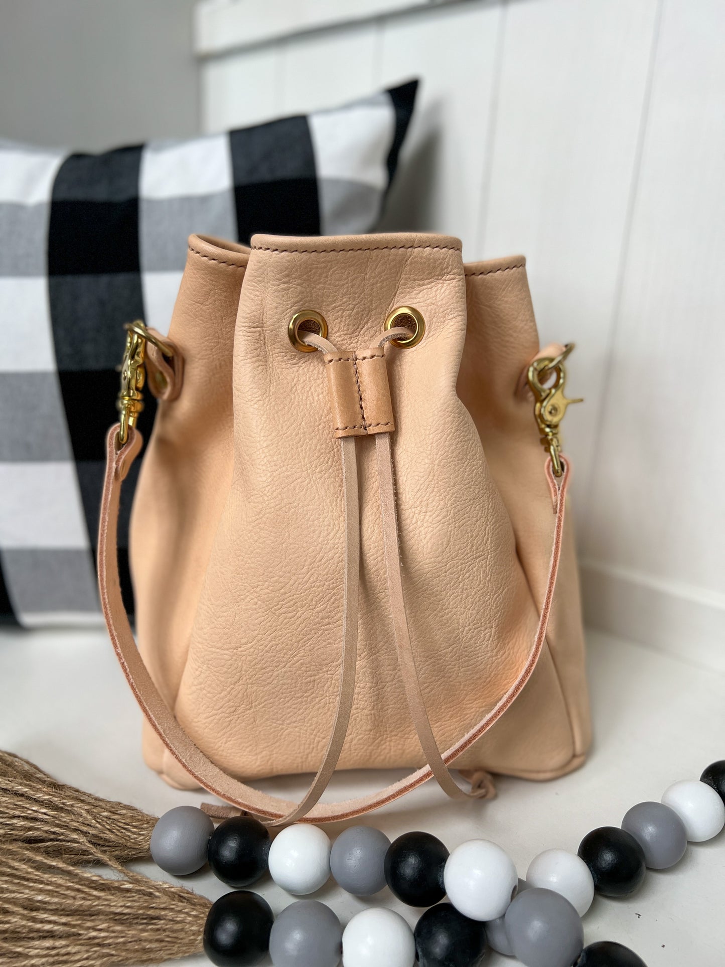 Emery Drawstring Bucket in Milled Vegetable Tan