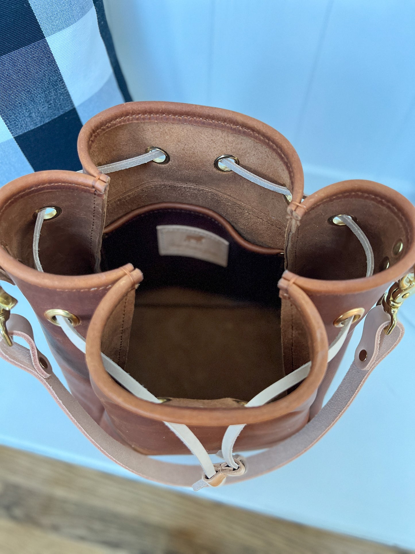 Emery Drawstring Bucket in Cider