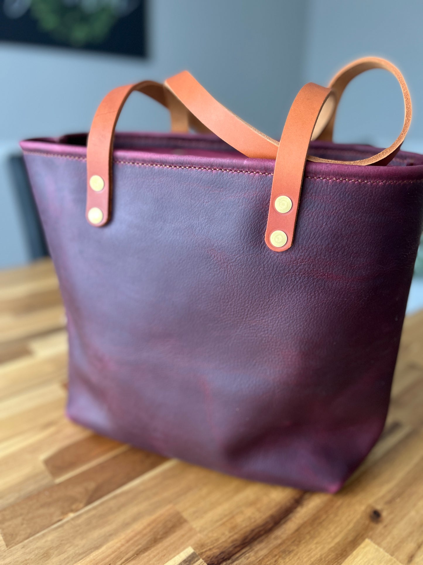 Classic Tote in Purple Kodiak